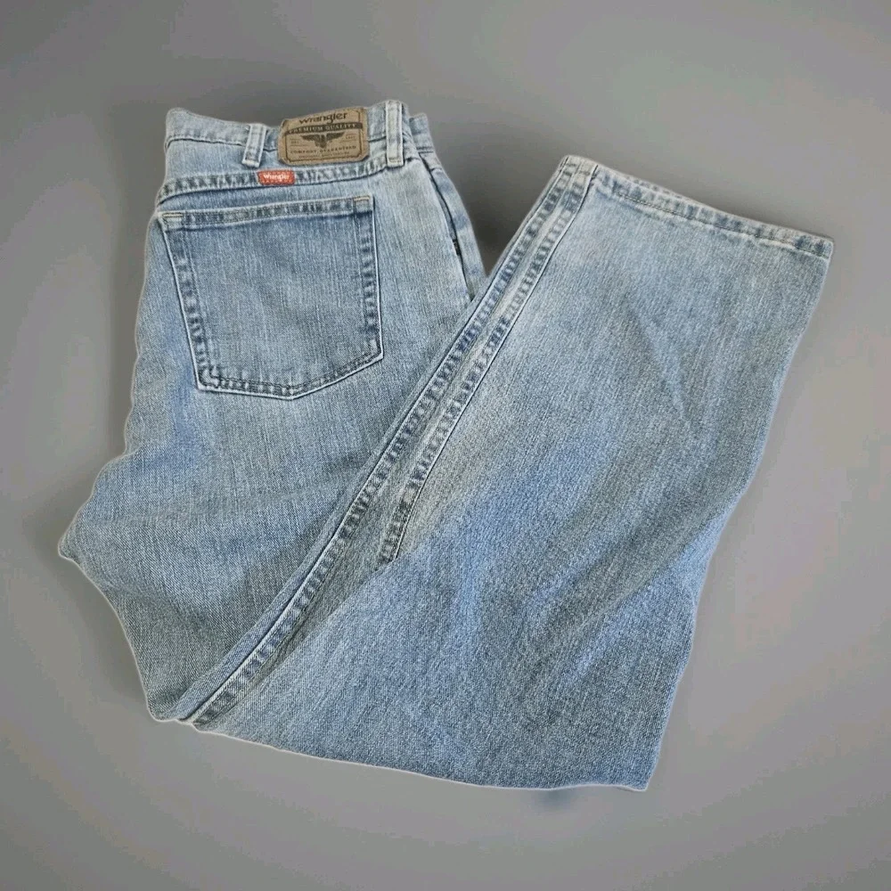 Wrangler Premium Quality Light Wash Jeans Regular Fit 34x29 Blue 100% Cotton